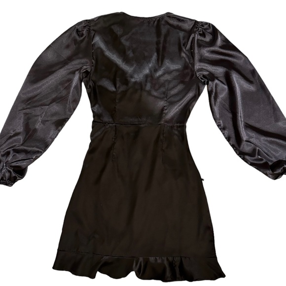 Cédelar Black Sexy Satin Dress With Sleeves and drawstrings size S - Picture 4 of 7